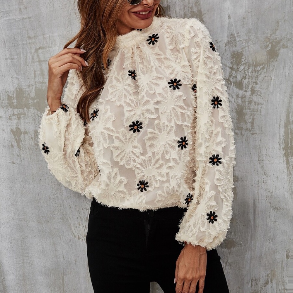boho beige floral print embroidered top - Picture 1 of 5